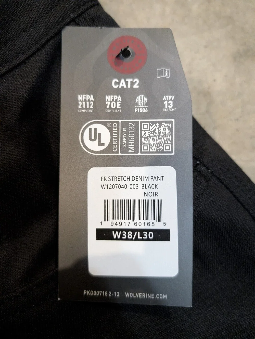 NWT Wolverine FR Cat 2 Pants Mens 38x30 Black Work Utility